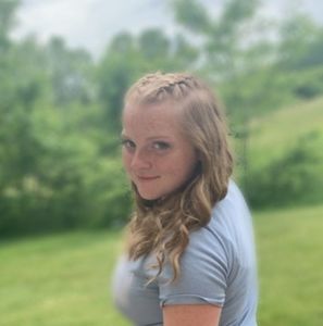 Meet your Posher, Keeley